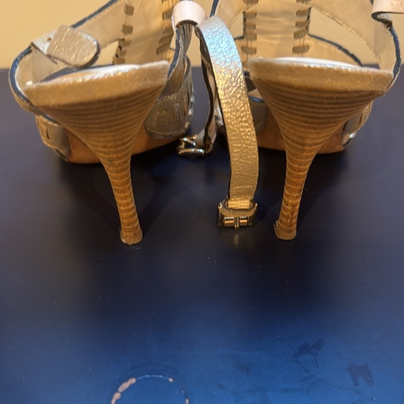 Coach Heels - Picture 4 of 7